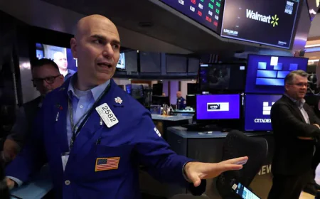 US stocks finish higher, extending rally