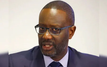 ICoast opposition rallies behind banned candidate for second day