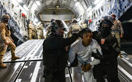 Lawyers press El Salvador over detained Venezuelan migrants