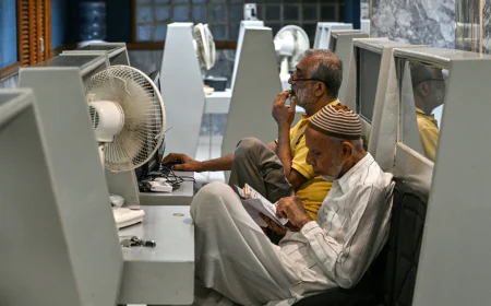 Asian Stocks Rally on Hopes of US-China Talks, Encouraged by UK Deal