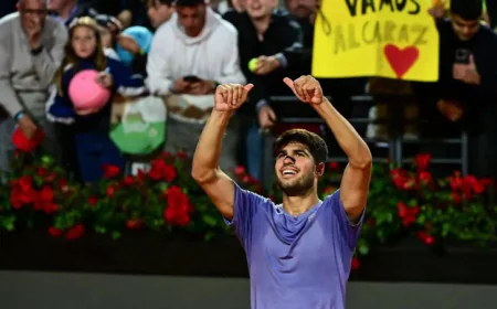 Top Seeds Alcaraz and Zverev Secure Spots in Italian Open Last 16