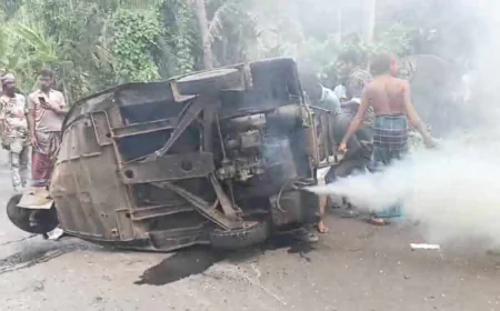 Tragic Road Accident in Khulna: 3 Dead, 4 Injured