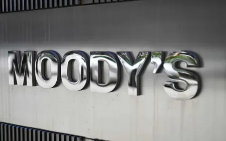 Asian Markets Fall Following US Loss of Triple-A Credit Rating