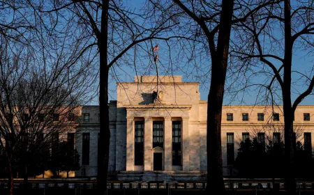 Fed Warns Tariffs May Raise Prices; White House Plays Down Risk