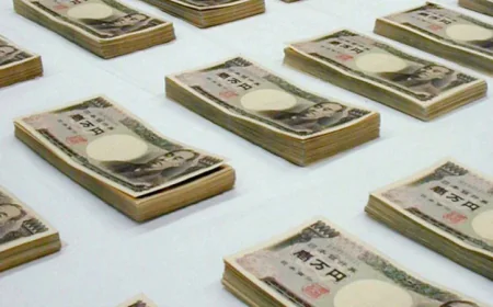 Japan Loses Grip on Top Creditor Status Globally