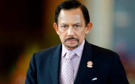 Brunei Sultan Hospitalized in KL for ‘Fatigue’