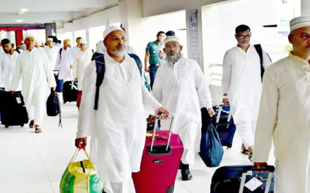 80,723 Hajj Pilgrims Reach Makkah; 15 Reported Dead