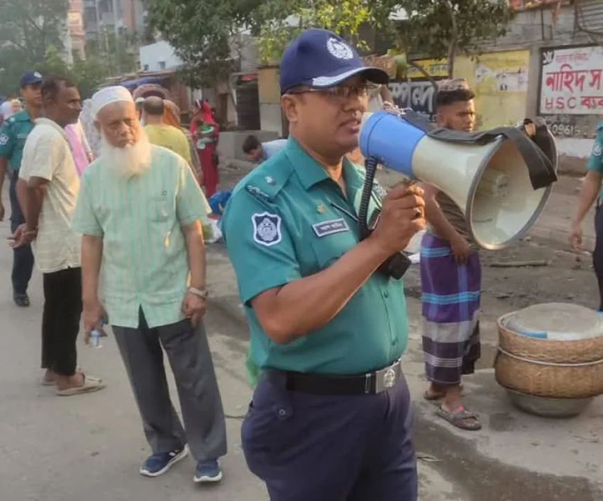 Traffic Drive Clears Illegal Parking Near Bangla College and Delta Hospital, Restores Order in Mirpur