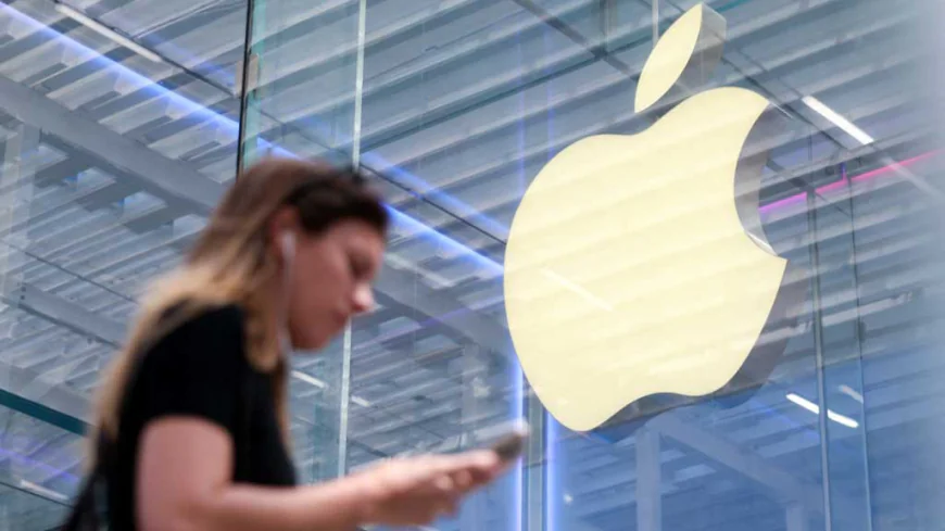 Apple Challenges Google with AI-Powered Search in Safari