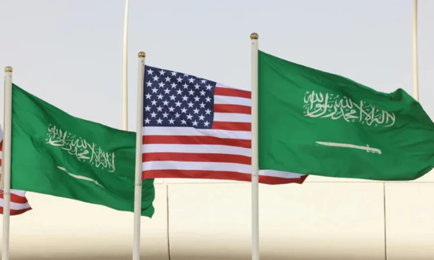 Trump Travels to Gulf Region Seeking Deals Amid Diplomatic Push