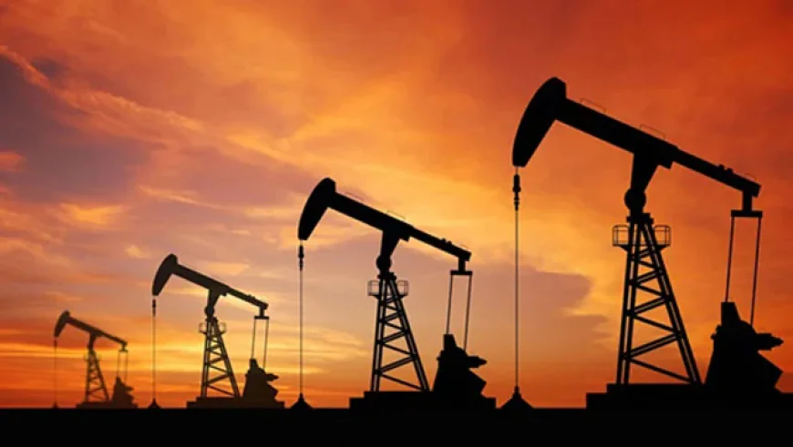 Stocks Slip Amid Trade Uncertainty; Oil Falls on Hopes of Iran Progress