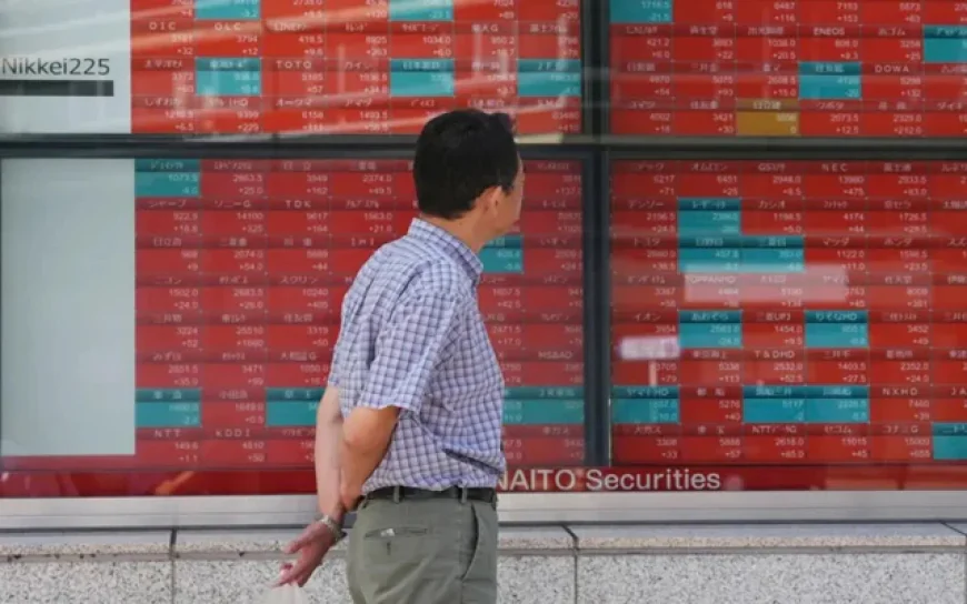 Asian Markets Ease Ahead of Weekend as Trade Rally Loses Momentum
