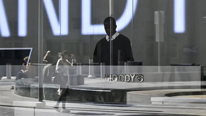 Moody's Downgrades US Credit Rating, Stripping Final Triple-A Status