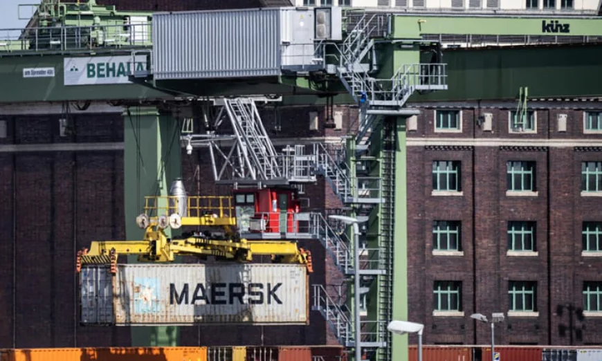 Trump Tariffs Prompt EU to Lower 2025 Eurozone Growth Outlook