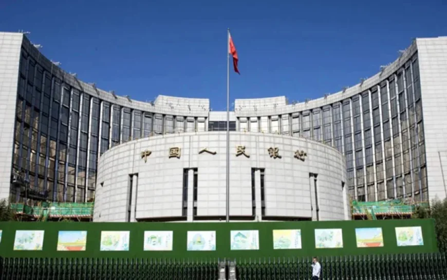 China Cuts Key Rates to Historic Lows Amid Economic Pressures
