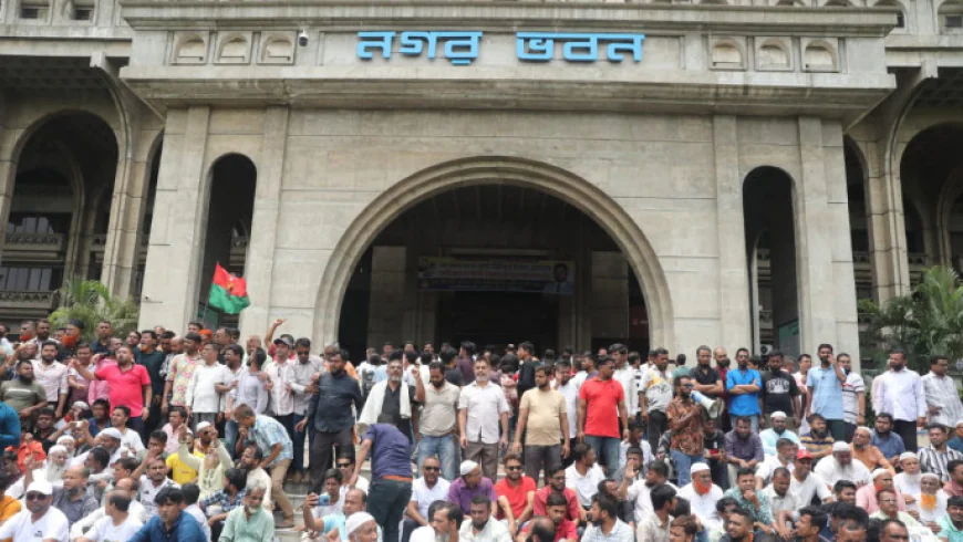 Ishraque’s Supporters Block Nagar Bhaban, Demand Mayoral Swearing-In