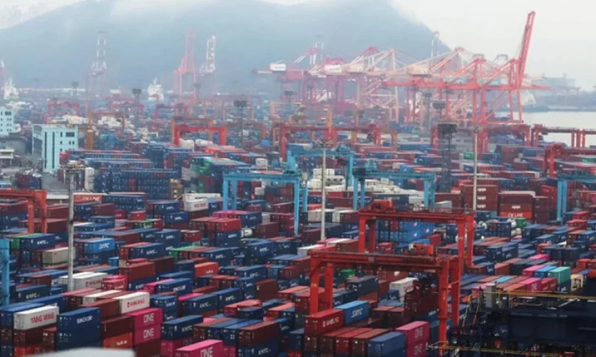 South Korea Exports Dip Amid Tariff Concerns