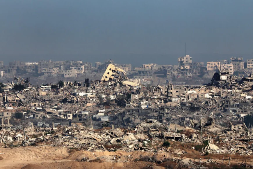 Gazans Await Aid Amid Rising Pressure on Israel