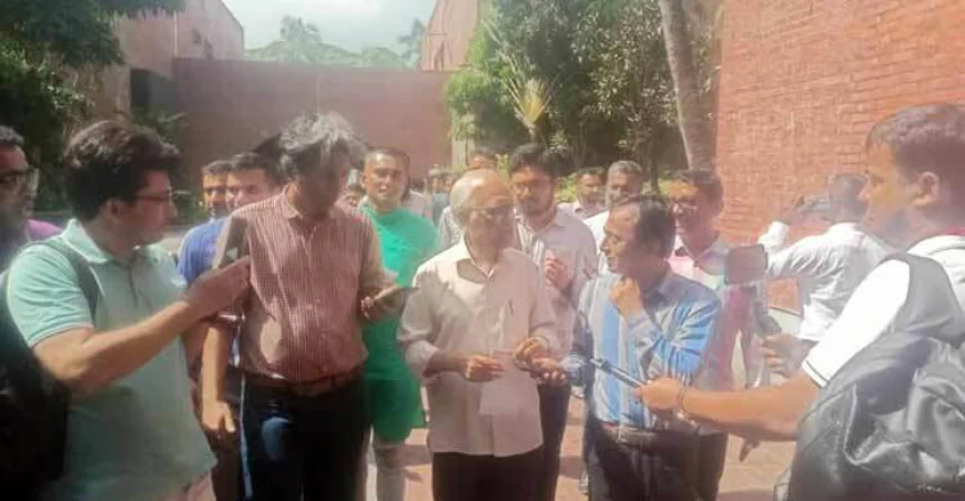Wahiduddin Puts Rumours to Rest: Yunus Staying