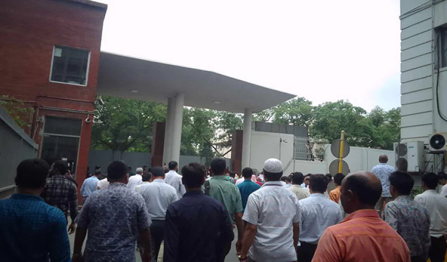 Protests at Secretariat Enter 3rd Day