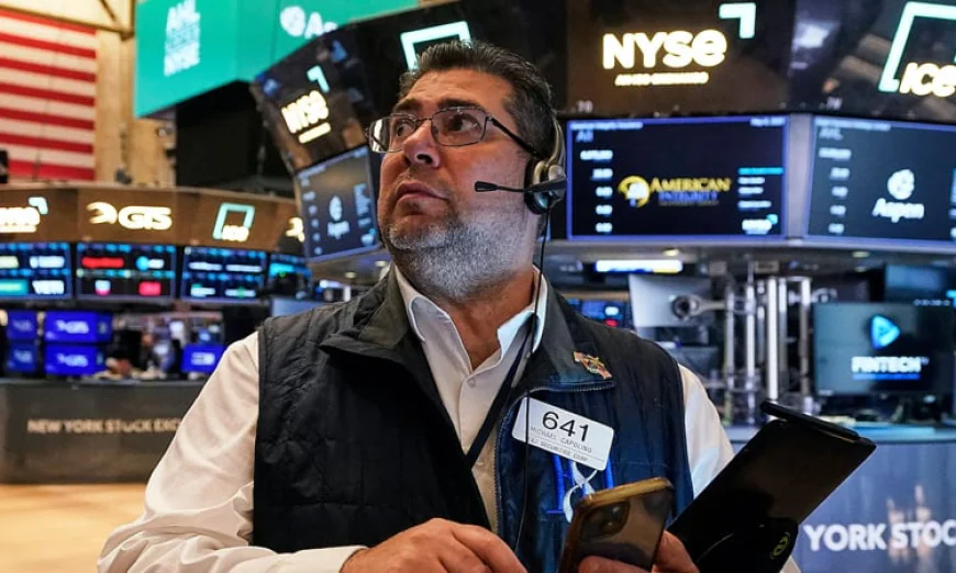 US Markets Climb as Tariff Fears Ease, Yields Drop