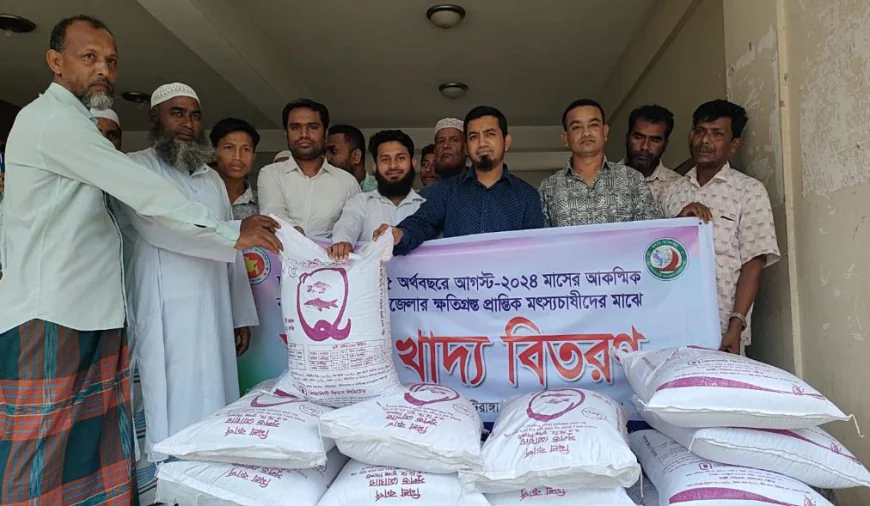 Flood-hit farmers get fish feed in Matiranga