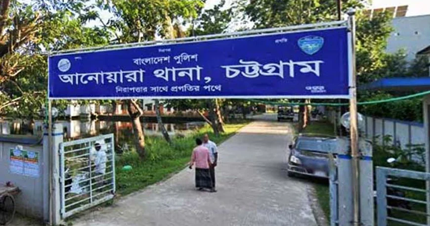 Two Killed as Microbus Hits Autorickshaw in Anwara, Chattogram