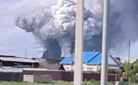 Russia, Ukraine step up the war on eve of peace talks