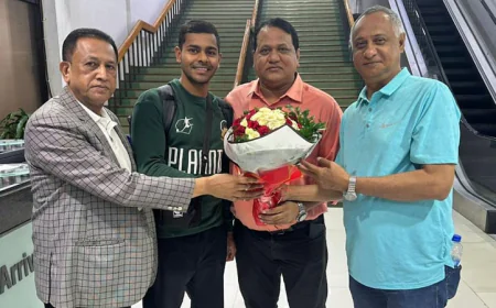 Shamit Shome Arrives in Bangladesh to Make His Debut