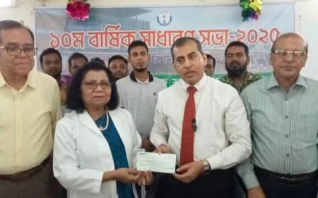 Physician donates Tk 10 lakh to Magura Hospital