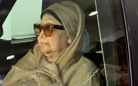 Government Transfers Title Deed of Gulshan Residence to Khaleda Zia