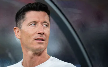 Lewandowski to Sit Out Poland Duty Under Probierz