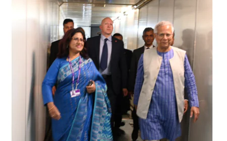 Chief Advisor Arrives in London for Four-Day Official Visit