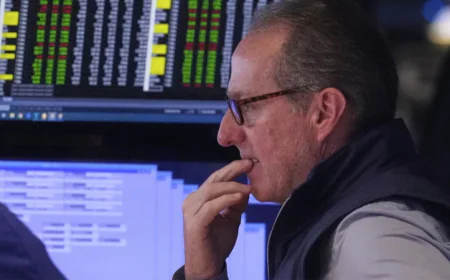 Oil Prices Soar, Global Stocks Fall After Israeli Strike on Iran