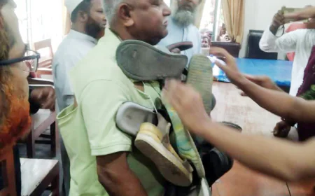 Ex-govt official held for insulting Prophet (PBUH)