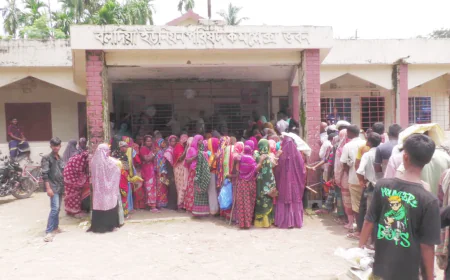 Irregularities found in VGF rice distribution in Bhurungamari