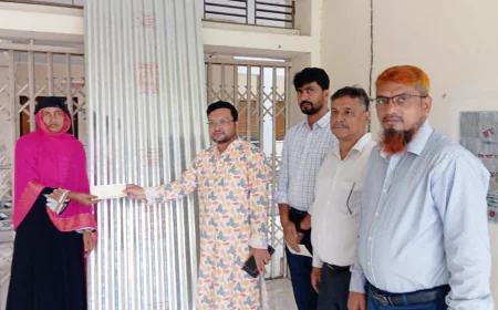 6 families get tin, cheques in Kachua