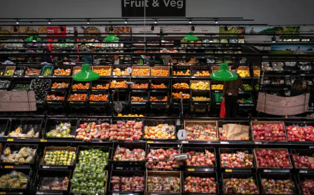 UK Inflation Falls to 3.4% in May, Slower Drop Than Forecast