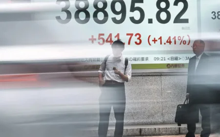 Asian Stocks Rise After Trump Announces Iran-Israel Ceasefire