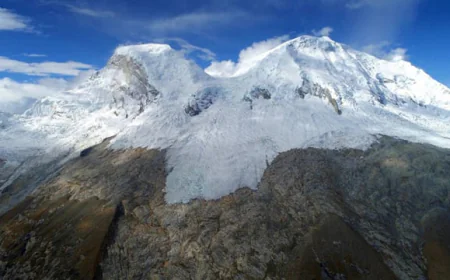 Japanese mountaineer dies on Peru’s highest peak