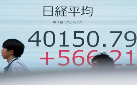 Asian Stocks Climb on Hopes for US Trade Talks