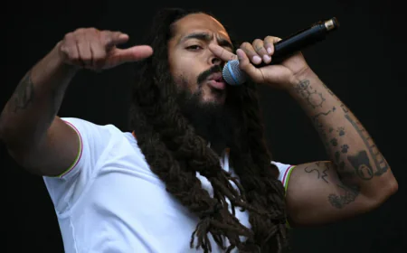 UK PM denounces 'death to the IDF' chants at Glastonbury Festival