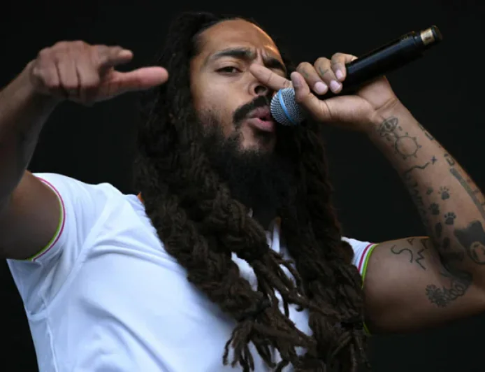 UK PM denounces 'death to the IDF' chants at Glastonbury Festival
