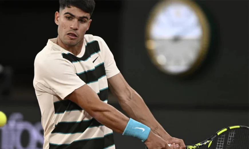 Alcaraz Battles Shelton for French Open Quarters, Swiatek Meets Familiar Rival