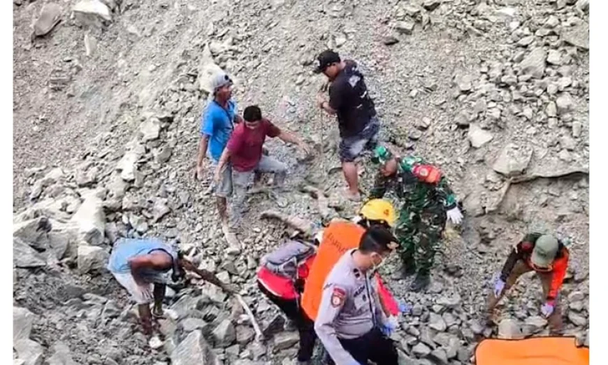 Indonesia Quarry Collapse: Death Toll Rises to 18, Seven Still Missing
