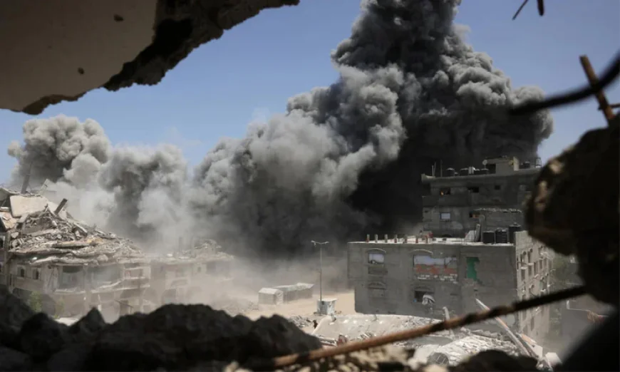 Rescuers: Israeli Fire Kills at Least 27 Near Gaza Aid Distribution Site