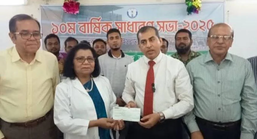 Physician donates Tk 10 lakh to Magura Hospital
