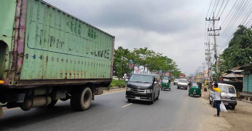 Smooth Eid Travel: No Traffic Congestion on Dhaka-Ctg Highway