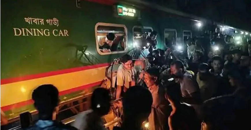 Three Killed as Train Plows Through Vehicles on Kalurghat Bridge