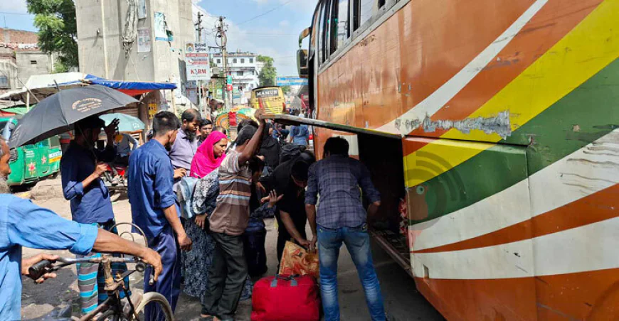 Dhaka Sees Steady Return Flow as Eid Holidays End